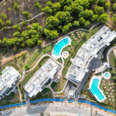 Vivi Homes - Coral With Sea Views & Pool