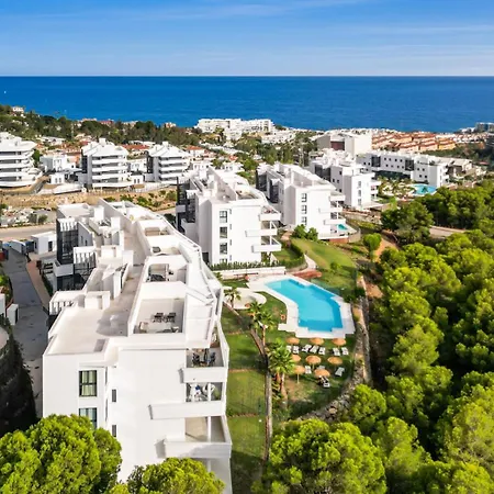 Vivi Homes - Coral With Sea Views & Pool Apartment