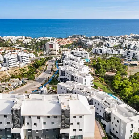 Vivi Homes - Coral With Sea Views & Pool Apartment *